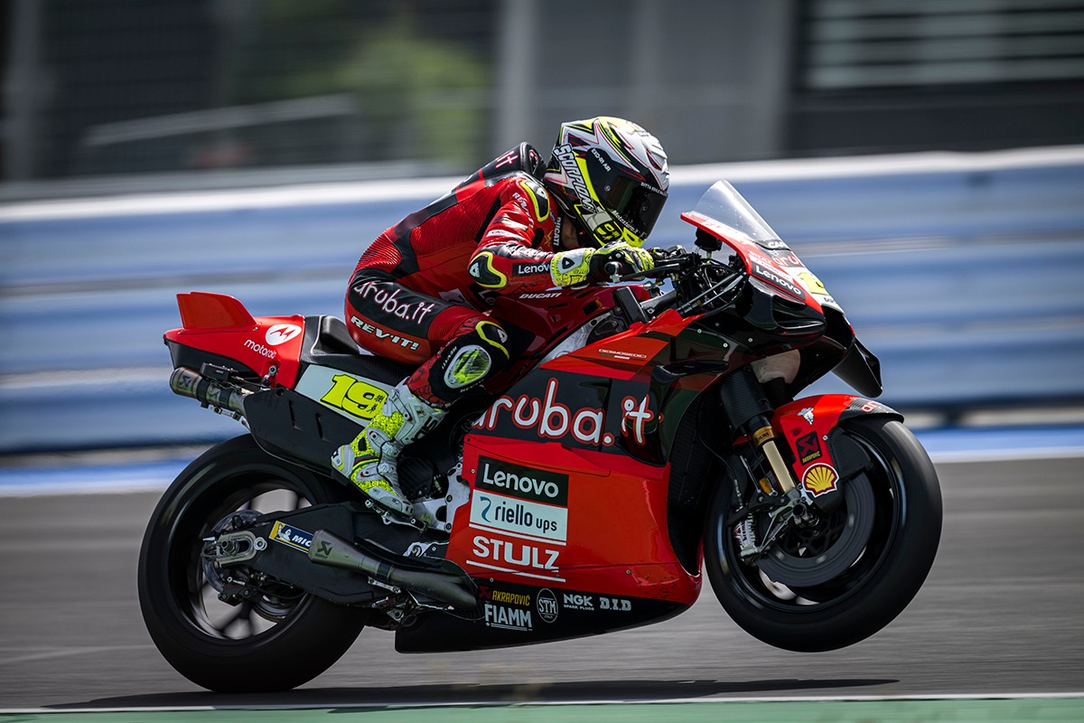 SBK, Bautista-Ducati: Final Sprint Towards Sepang Wildcard | GPone.com