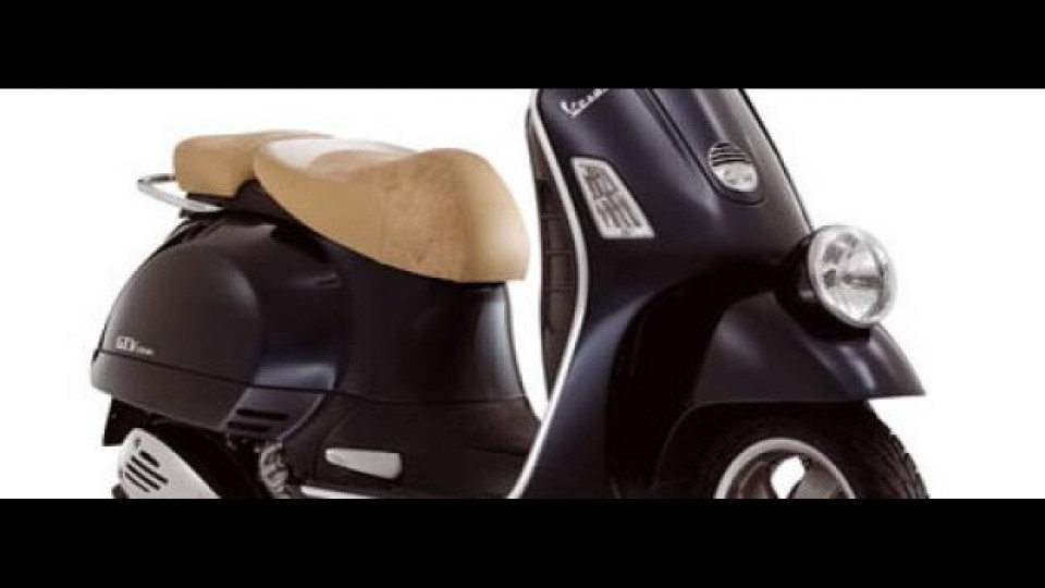 Moto - News: Vespa GTV Navy