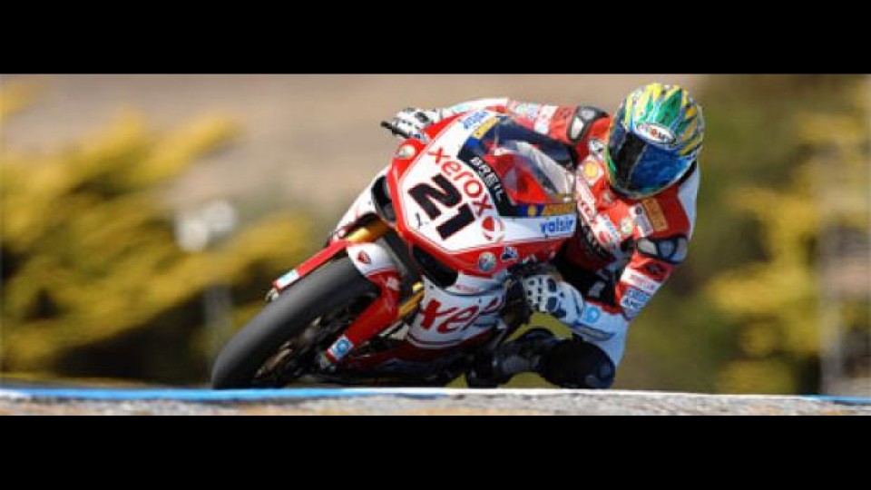 Moto - News: Bayliss con l'Aprilia RSV4 SBK a Magny Cours?