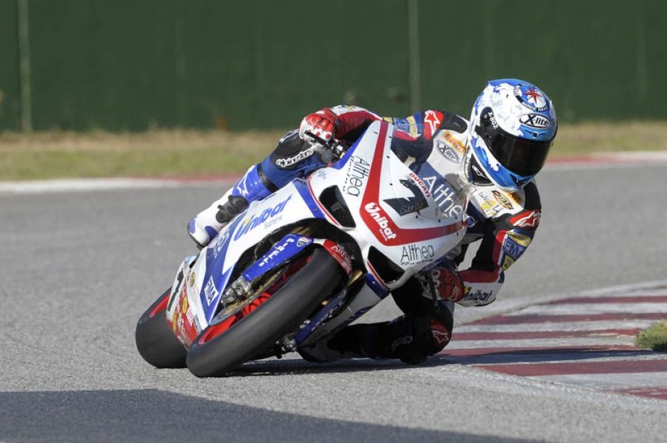 Moto - News: Un grande Checa davanti a Biaggi 