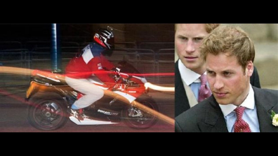 Moto - News: Le ultime notti single del principe William: in moto
