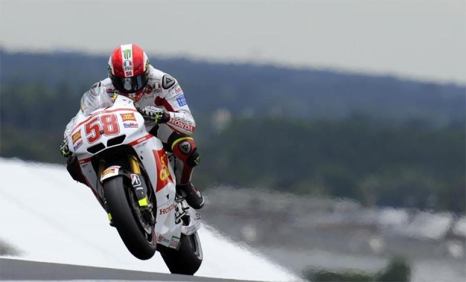 MotoGP: MotoGP, tutti dietro a Simoncelli