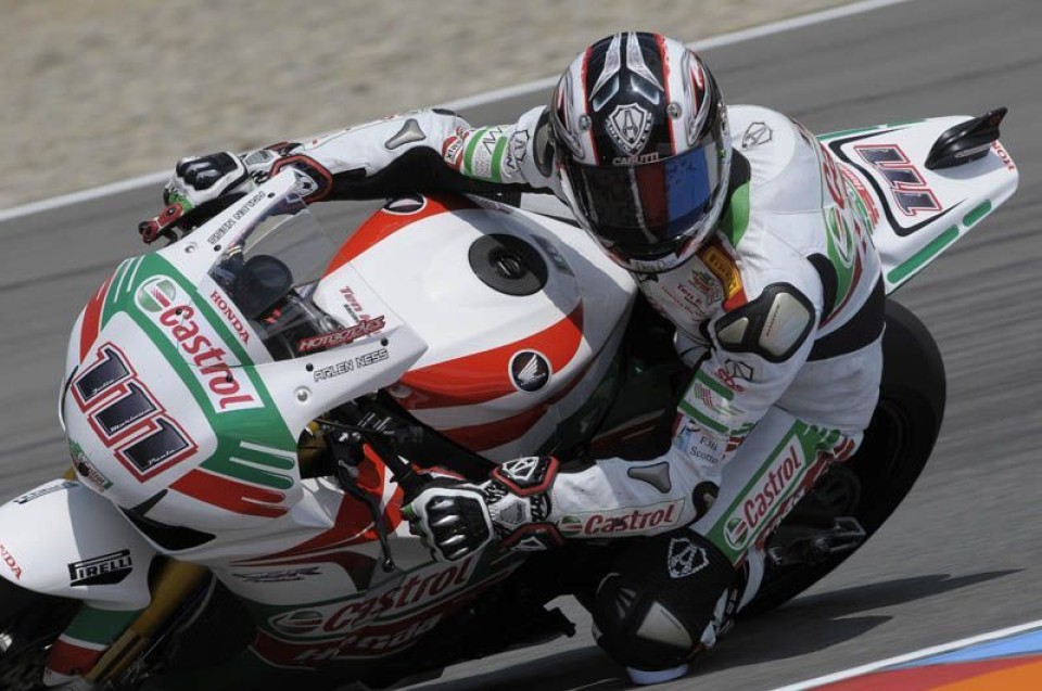 Moto - News: Ruben Xaus fermato dai medici