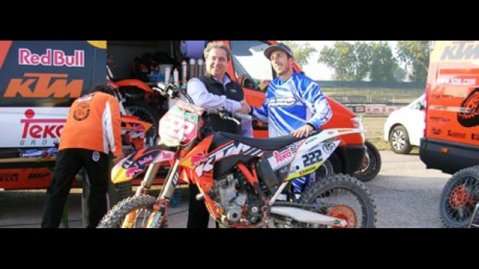 Moto - News: MX 2012: Antonio Cairoli prova a Mantova la moto 2012