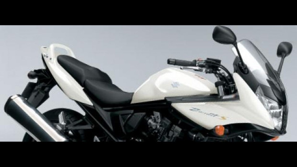 Moto - News: Suzuki Bandit 650SA 2012