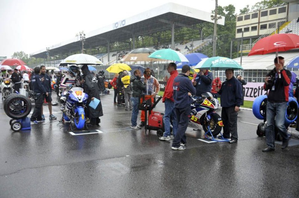 Moto - News: Superbike: Monza, piove sul bagnato