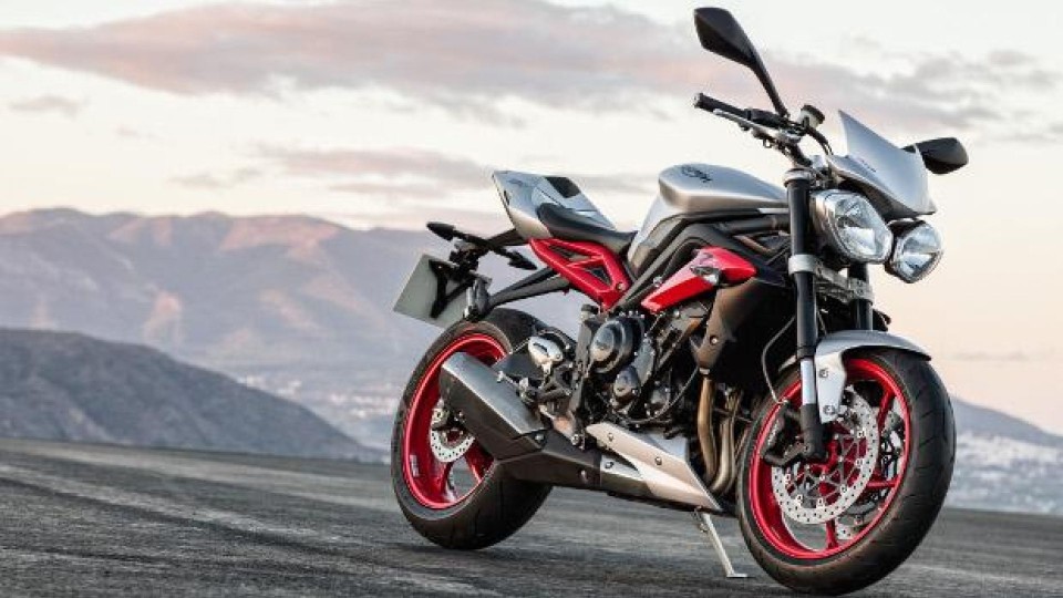 Moto - News: Triumph Street Triple RX 2015