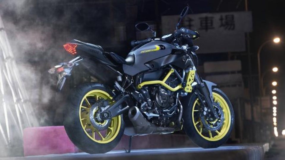 Moto - News: Yamaha MT-07 Moto Cage 2016