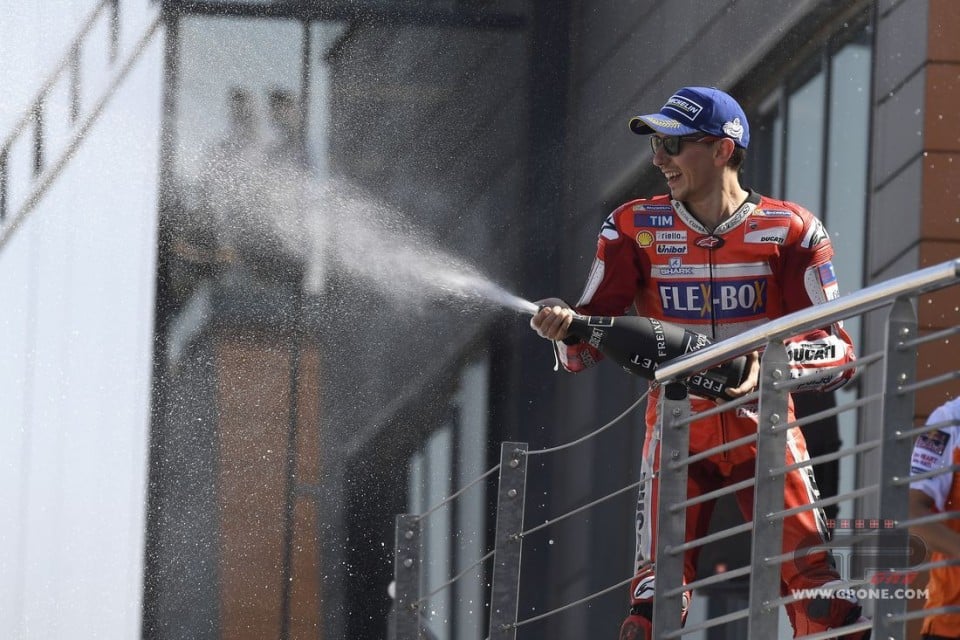 MotoGP: Lorenzo: The win is closer and closer