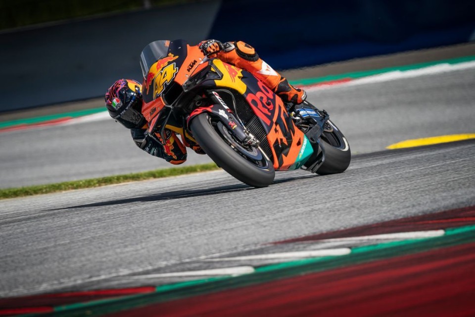 MotoGP: Pol Espargarò: "Nei test KTM tanti sorrisi ma anche progressi"