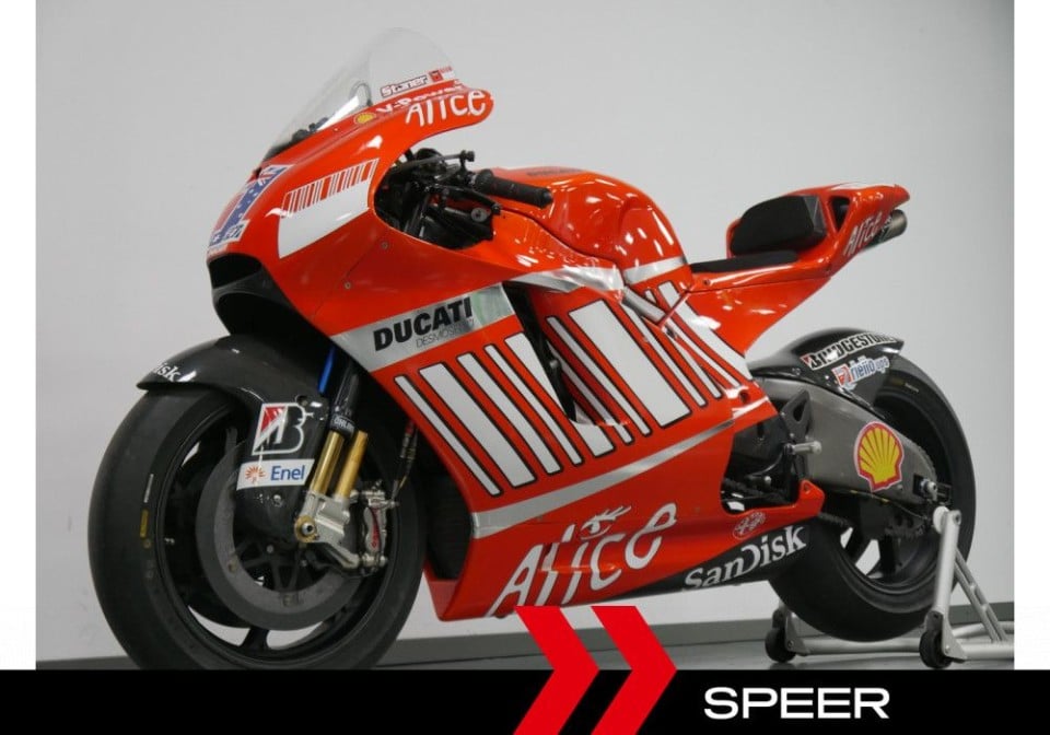 MotoGP: Idea regalo: in vendita la Ducati 2008 di Stoner a 449.000 euro