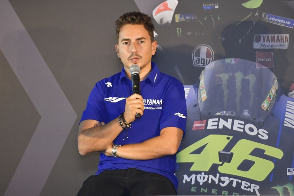 MotoGP: Lorenzo: 