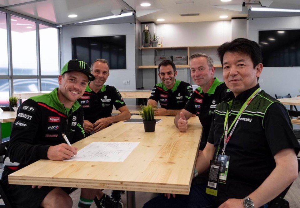 SBK: Alex Lowes e Kawasaki insieme anche nel 2022