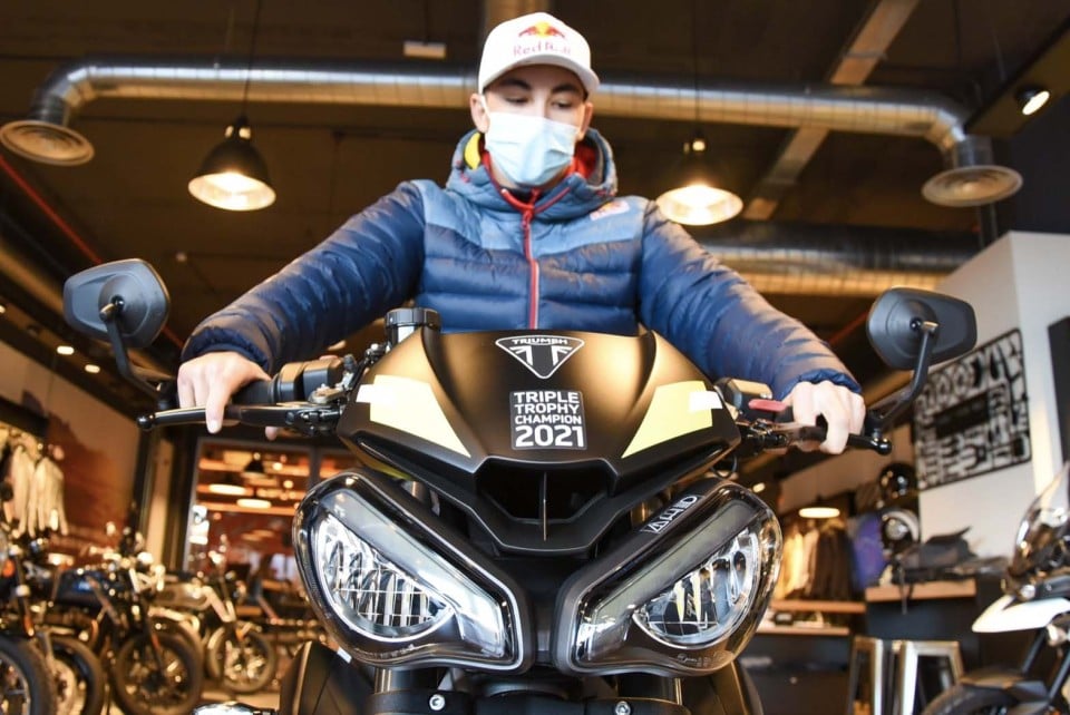 Moto2: Raul Fernandez: una Triumph Street Triple RS in regalo