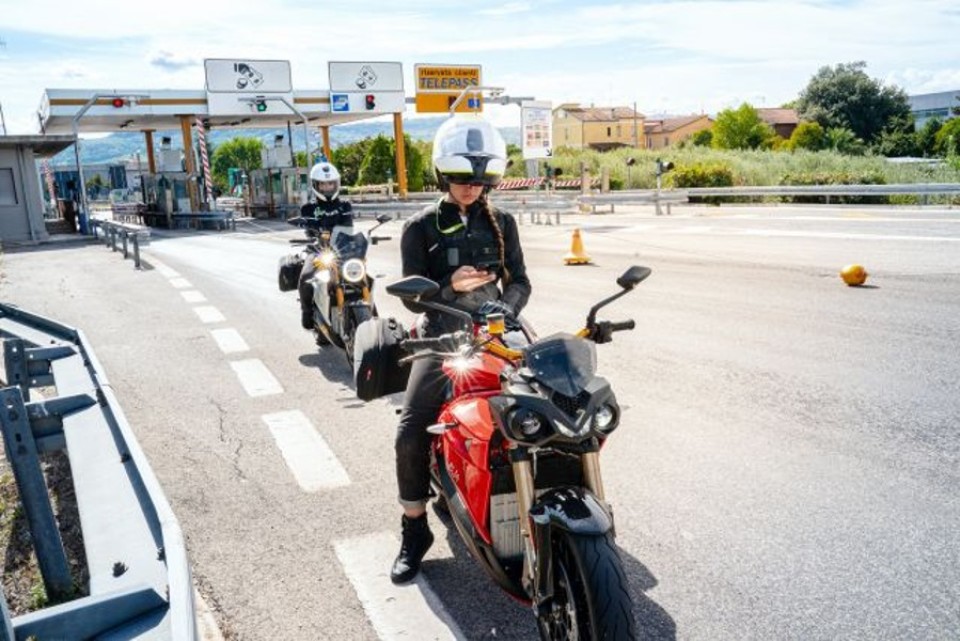 Moto - News: Pedaggi più bassi per le moto? Autostrade ci sta pensando