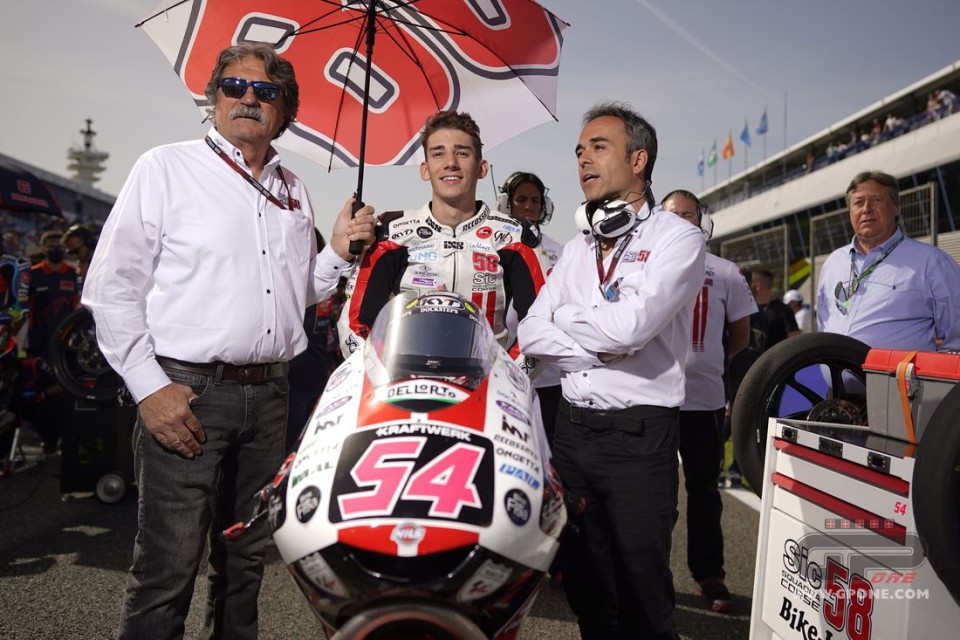 Moto3: Simoncelli: 