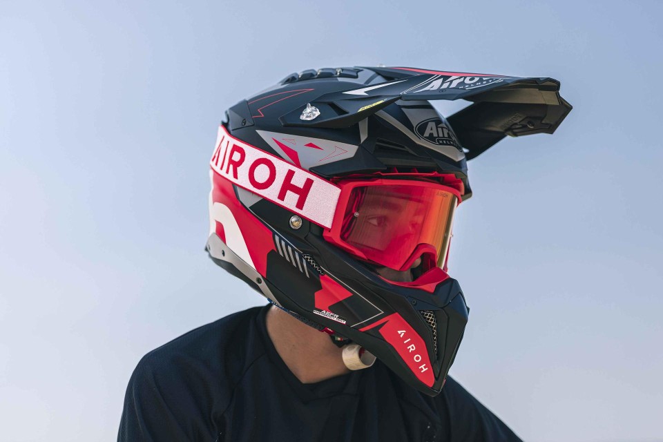 Moto - News: Blast XR1: la nuova maschera da fuoristrada firmata Airoh