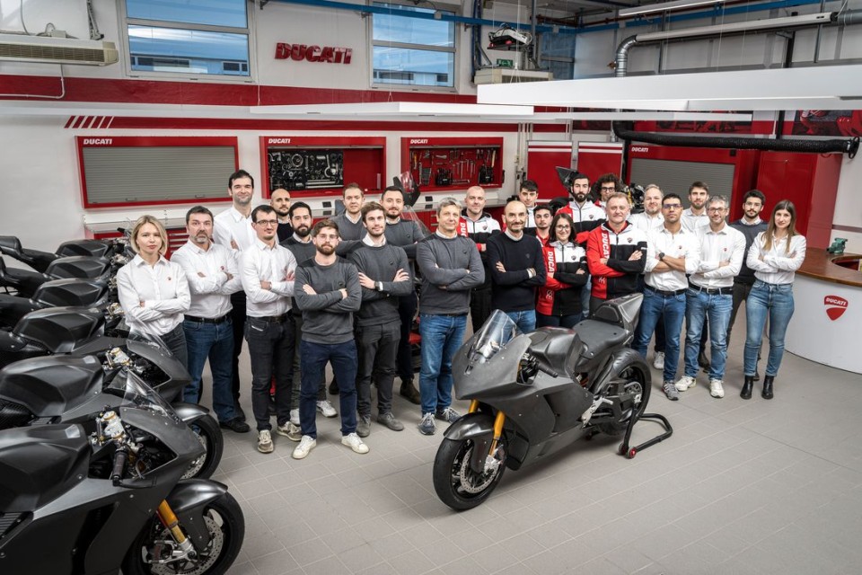 MotoE: Iniziata la produzione delle MotoE Ducati: tutte pronte a metà febbraio