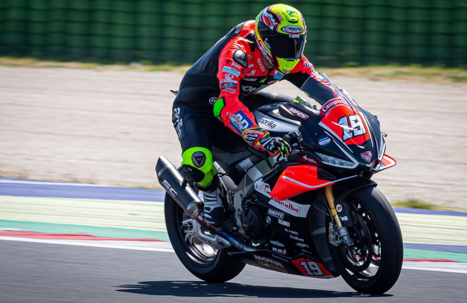 SBK: CIV Superbike Misano: Luca Bernardi vs Michele Pirro nelle qualifiche 1