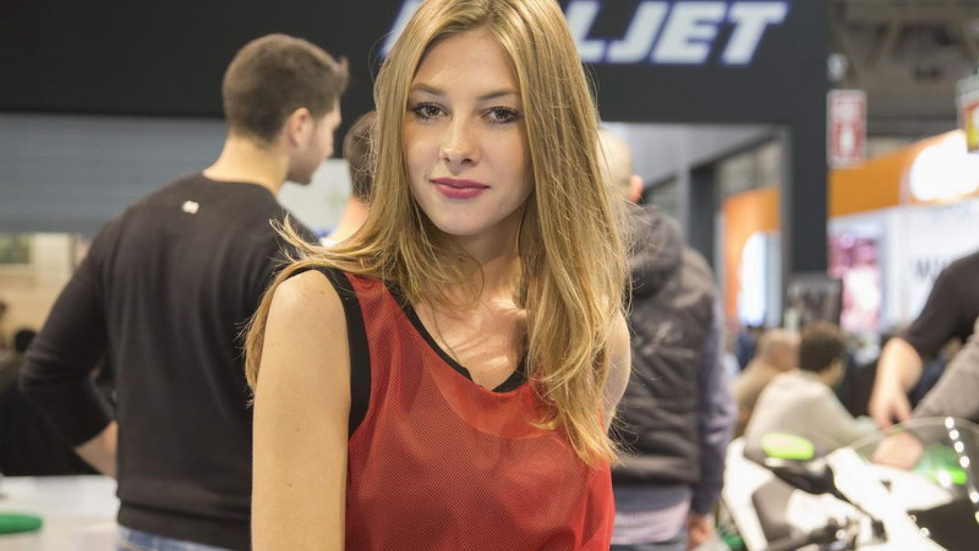 https://www.gpone.com/sites/default/files/styles/gallery/public/images/2014/article/gallery/11/omnimoto/ragazze-eicma-2014-23-1617660190.jpg