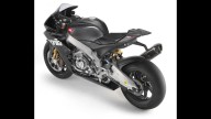 Moto - News: Aprilia RSV4 SBK: aggressiva e veloce...