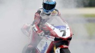 Una volta tanto la Ducati di Checa ha fatto fumo solo dopo la vittoria