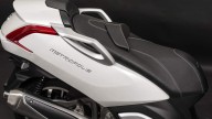 Moto - News: Anteprima: svelato il Peugeot Metropolis 400i al Salone di Parigi
