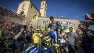 MotoGP: TUTTE LE FOTO. Il trionfo di Rossi fra le vie di Tavullia