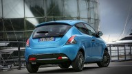 Auto - News: Nuova Lancia Ypsilon Ibrida, prezzi e caratteristiche