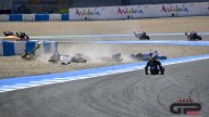 MotoGP: LA FOTOSEQUENZA COMPLETA 57 FOTO: l'ammucchiata nella Sprint race di Jerez