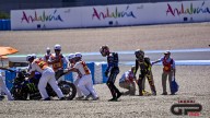 MotoGP: LA FOTOSEQUENZA COMPLETA 57 FOTO: l'ammucchiata nella Sprint race di Jerez