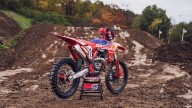 Moto - News: GASGAS MC 250F e MC 450F Factory Edition 2024: le cross professionali