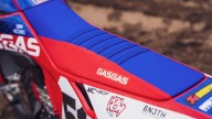 Moto - News: GASGAS MC 250F e MC 450F Factory Edition 2024: le cross professionali