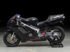 Moto - News: Honda NR750: trent'anni dopo si veste di nero ed è ancora magnifica