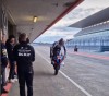 SBK: Toprak chiude la prima giornata di test con la BMW con uno stoppie da urlo